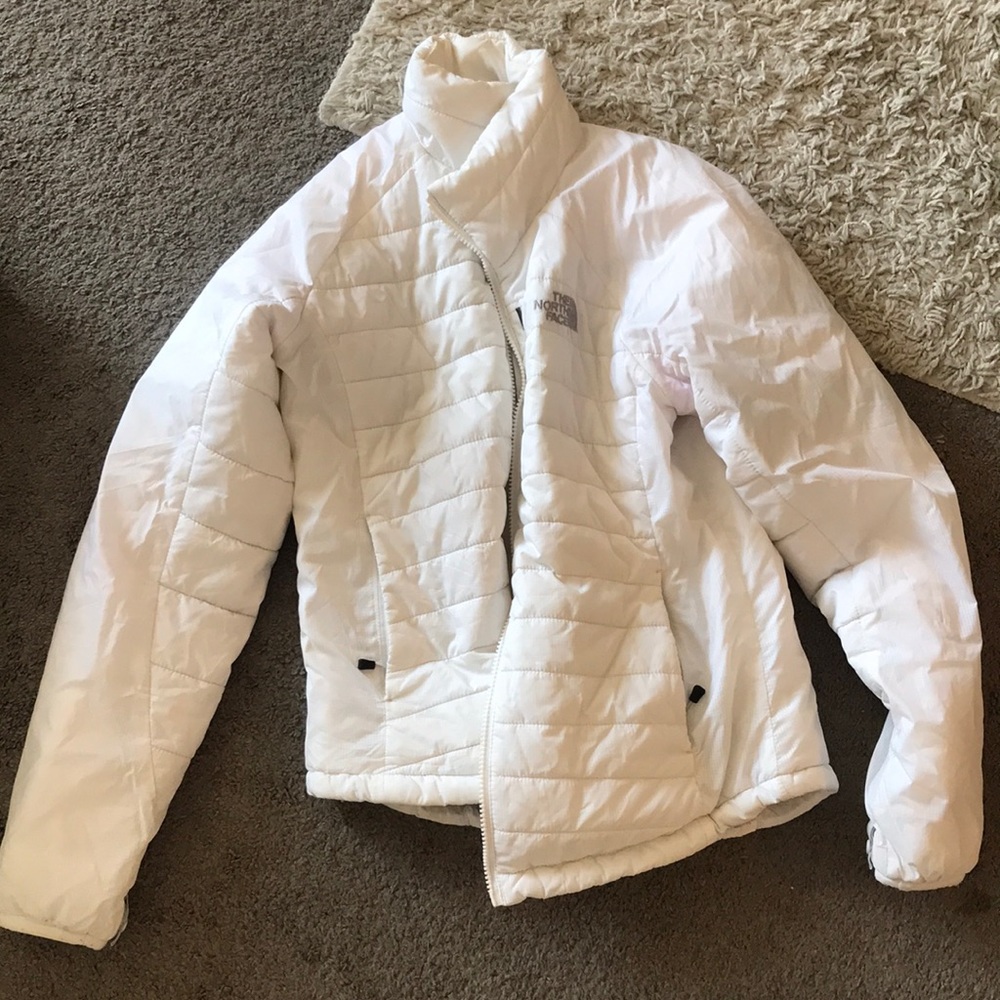 White north face puffy coat